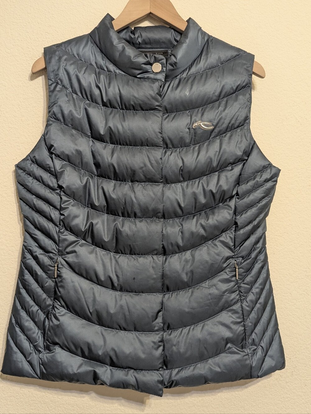 KJUS Upton Down Vest Women's EU40 US 10 Large Steel Blue Magnetic Closure